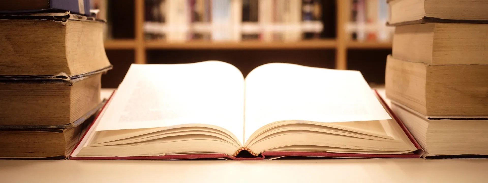 7 Clever Ways to Save Money on Your University Textbooks